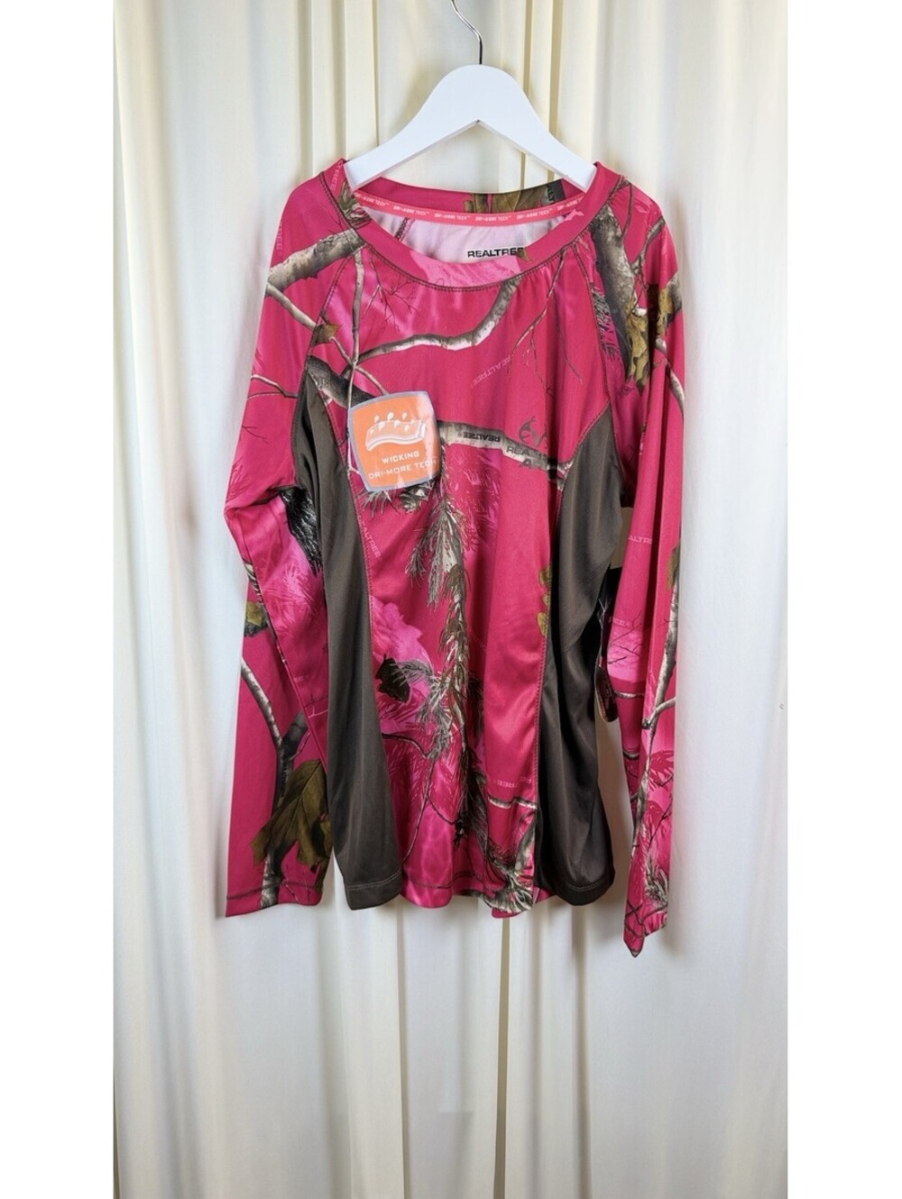 RealTree Pink Camo Long Sleeve Performance Shirt NWT Small 4-6